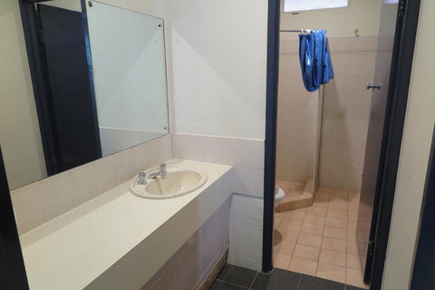 Jump Inn Alice Budget Accommodation - Hotels Melbourne 7