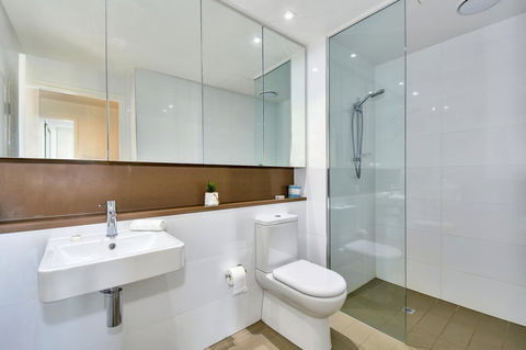 Astra Apartments Darwin - Hotels Melbourne 11