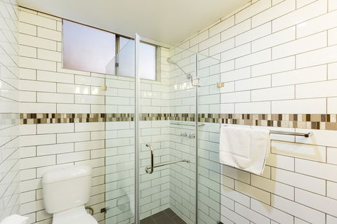 Elkira Court Motel - Hotels Melbourne 25