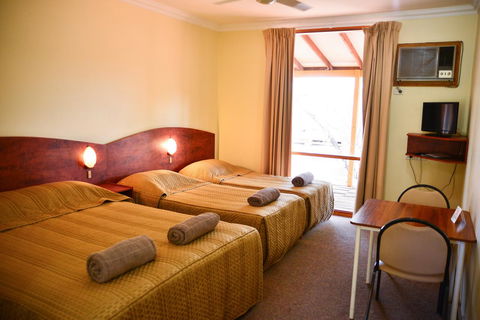 Erldunda Desert Oaks Resort - Hotels Melbourne 37