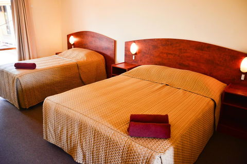 Erldunda Desert Oaks Resort - Hotels Melbourne 33