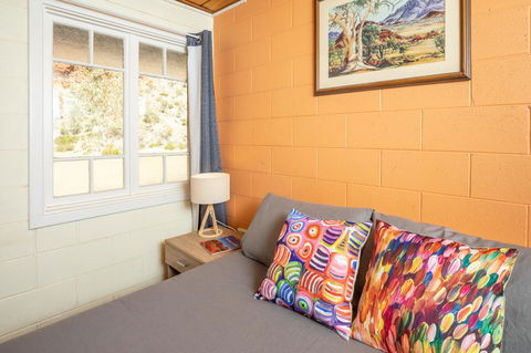 Glen Helen Lodge - Hotels Melbourne 13