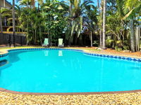 Book Benowa Accommodation Vacations Hotels Melbourne Hotels Melbourne
