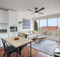 Boutique Apartment with Fantastic Harbour Views - Hotels Melbourne