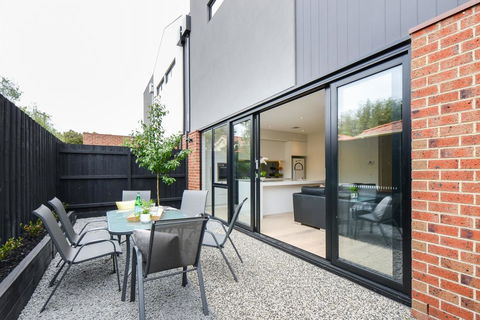 Boutique Stays-Murrumbeena Place 1 - Hotels Melbourne 3