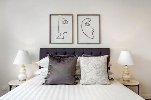 Brand New Apartment With Balcony, Gym And Sauna - Hotels Melbourne 3