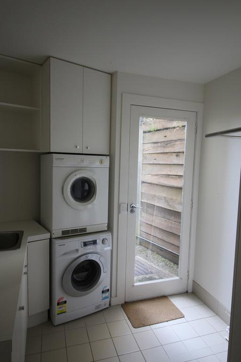 Breakers Holiday House - Hotels Melbourne 3