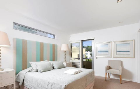 Breakers U3 - Hotels Melbourne 1