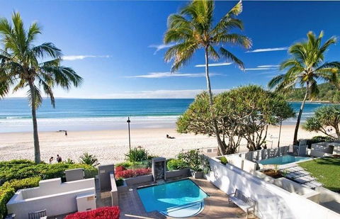 Breakers U4 - Hotels Melbourne 1