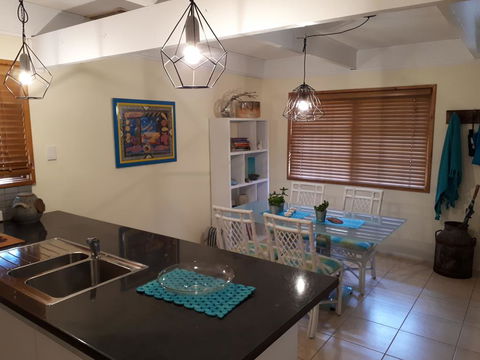 Bridgewater Dog'n'me...furkid And Family Friendly... - Hotels Melbourne 3