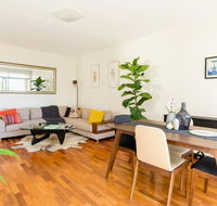 Bright and spacious apartment near Bronte beach - Hotels Melbourne