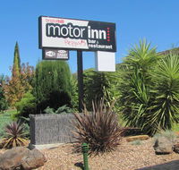 Bristol Hill Motor Inn  Peppa's Licensed Restaurant - Hotels Melbourne