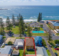 Burleigh Unit 2 -28 Clarence Street - Opposite Main Beach. - Hotels Melbourne