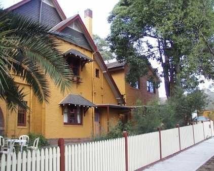 Burwood Bed And Breakfast - Hotels Melbourne 0