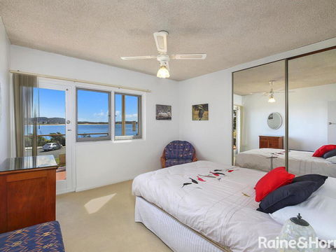 By The Sea - Cumbernauld #1 - 1/12 Terrigal Esp, Terrigal - Hotels Melbourne 1