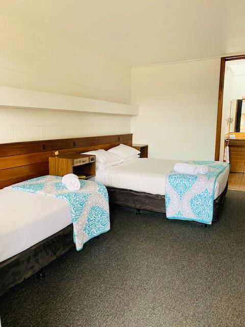 Caledonian Hotel Motel - Hotels Melbourne 3