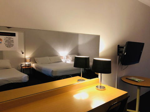 Campbelltown Colonial Motor Inn - Hotels Melbourne 1