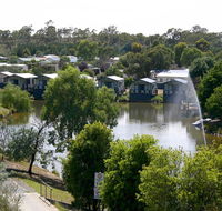 Capital Country Holiday Park - Hotels Melbourne