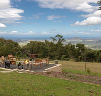 Captain's Lookout - elevated ocean views rural stay - Hotels Melbourne