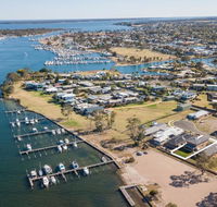 Captains Hideaway - Jetty Berth and Pet Friendly - Hotels Melbourne