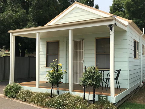 Castlemaine Central Cabin & Van Park - Hotels Melbourne 2