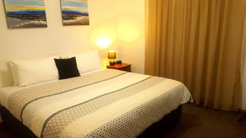 Centrepoint Motel Deniliquin - Hotels Melbourne 2