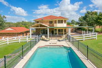 Book Thornlands Accommodation Vacations Hotels Melbourne Hotels Melbourne