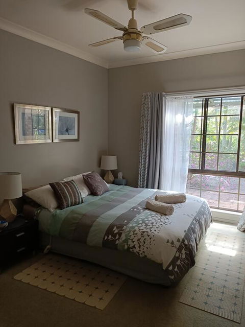Charming Country House Close To Grafton - Hotels Melbourne 3