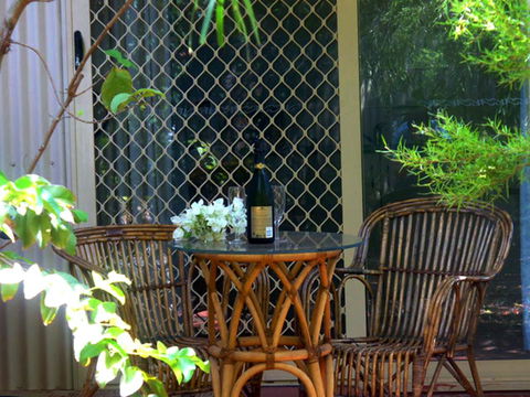 Chez Marguerites - Hotels Melbourne 1