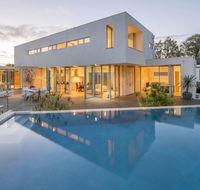 Cinque - Luxury Family Home with Pool Close to Beach and Town - Hotels Melbourne