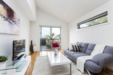 Complete Host Richmond Townhouse Collection - Hotels Melbourne 1