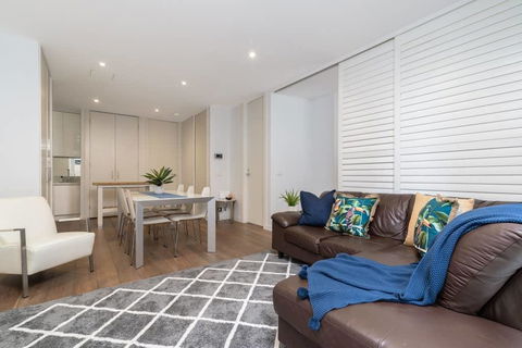 Convenience And Luxury In Carnegie - Hotels Melbourne 0