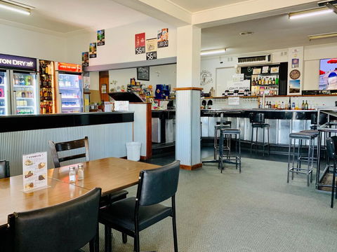 Coonalpyn Hotel - Hotels Melbourne 2