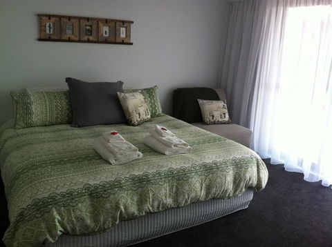 Corinella On The Esplanade Bed & Breakfast - Hotels Melbourne 2
