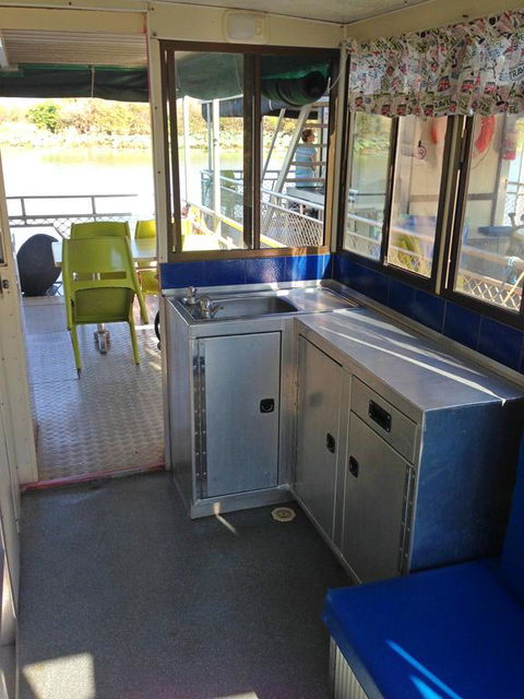 Corroboree Houseboats - Hotels Melbourne 3