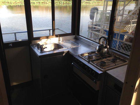 Corroboree Houseboats - Hotels Melbourne 2