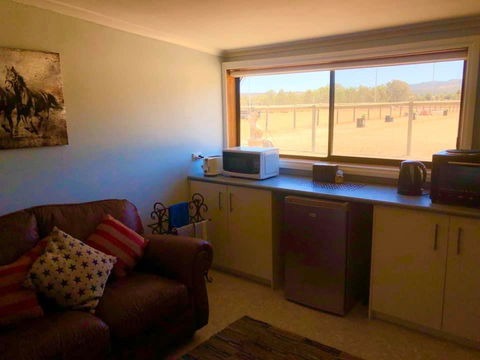 Cottage Equus - Hotels Melbourne 2