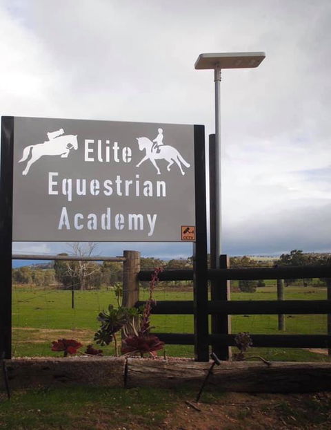 Cottage Equus - Hotels Melbourne 3