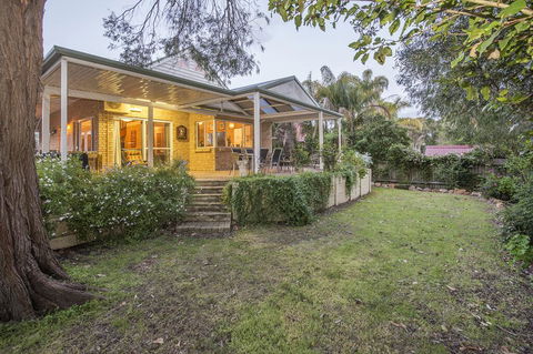 Country Cottage - Hotels Melbourne 0