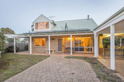 Country Cottage - Hotels Melbourne 1