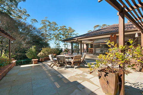 Craigdarroch Courtyard Cottage, 22 Bartle Road - Hotels Melbourne 3