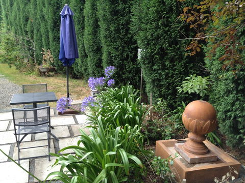 Devon Long Barn - Hotels Melbourne 3