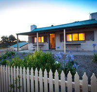 Donington Cottage Lincoln National Park - Hotels Melbourne