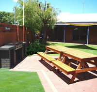 Dunsborough Inn Backpackers - Hotels Melbourne