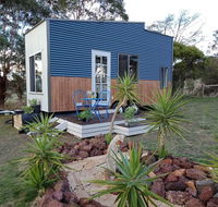 Dyl  Lil's Tiny House on Wheels - Hotels Melbourne