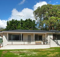 Eagle Bay Beach House - Hotels Melbourne