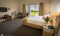 Book Wongawallan Accommodation Vacations Hotels Melbourne Hotels Melbourne