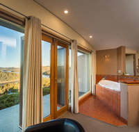Eagle View Escape - Hotels Melbourne