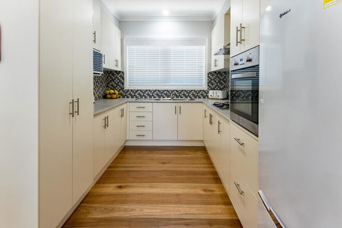 EAGLE VIEW UNIT 5 STAR - Hotels Melbourne 3