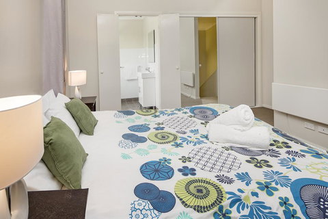 Eclipse 5- Spacious Townhouse - Hotels Melbourne 3